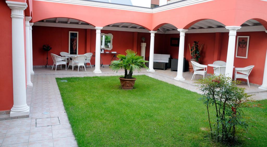 B&B A Casa Dell'Antiquario San Benedetto Po Esterno foto